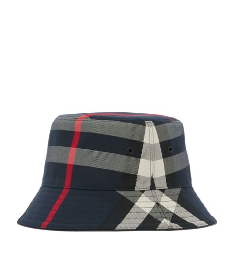 burberry bucket hat navy